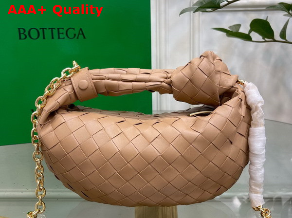 Bottega Veneta Mini Jodie in Porridge Lambskin with Detachable Leather Wristlet and Chain Strap Replica