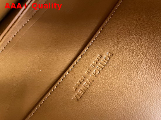 Bottega Veneta Mount Cob Medium Grained Leather Envelope Bag Replica