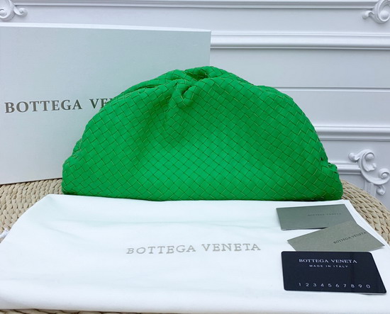 Bottega Veneta Oversize Pouch in Intrecciato Nappa Bright Green