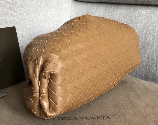 Bottega Veneta Oversized Pouch in Light Brown Maxi Woven Leather