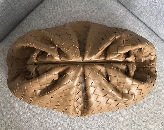 Bottega Veneta Oversized Pouch in Light Brown Maxi Woven Leather