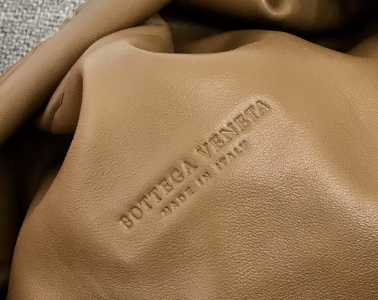 Bottega Veneta Oversized Pouch in Light Brown Maxi Woven Leather