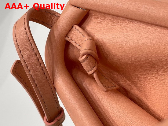 Bottega Veneta Point Peachy Small Leather Top Handle Bag with Detachable Strap Replica