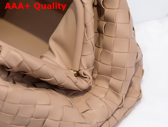 Bottega Veneta Pouch in Almond Intrecciato Leather Replica