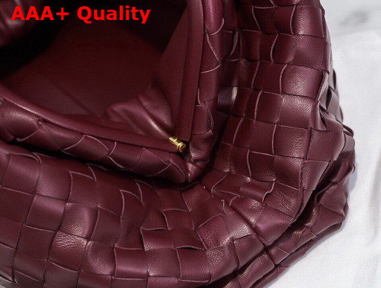 Bottega Veneta Pouch in Bordeaux Intrecciato Leather Replica