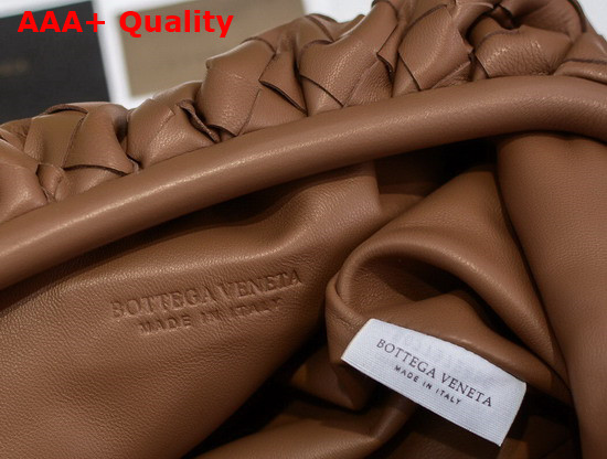 Bottega Veneta Pouch in Caramel Intrecciato Leather Replica