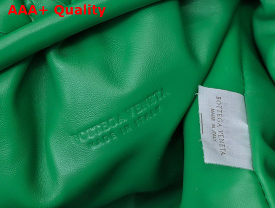 Bottega Veneta Pouch in Green Intrecciato Leather Replica