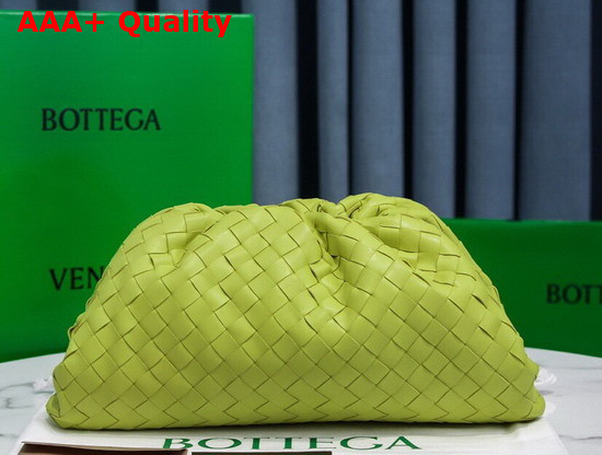 Bottega Veneta Pouch in Lemon Intrecciato Leather Replica