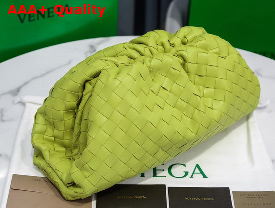 Bottega Veneta Pouch in Lemon Intrecciato Leather Replica