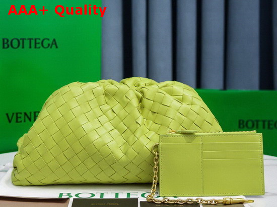 Bottega Veneta Pouch in Lemon Intrecciato Leather Replica