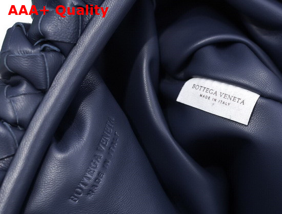 Bottega Veneta Pouch in Navy Blue Intrecciato Leather Replica