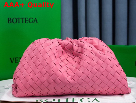 Bottega Veneta Pouch in Rose Intrecciato Leather Replica