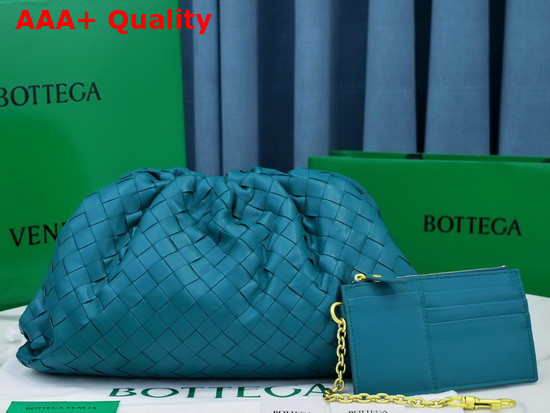 Bottega Veneta Pouch in Wild Green Intrecciato Leather Replica