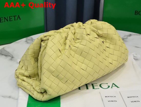 Bottega Veneta Pouch in Yellow Intrecciato Leather Replica