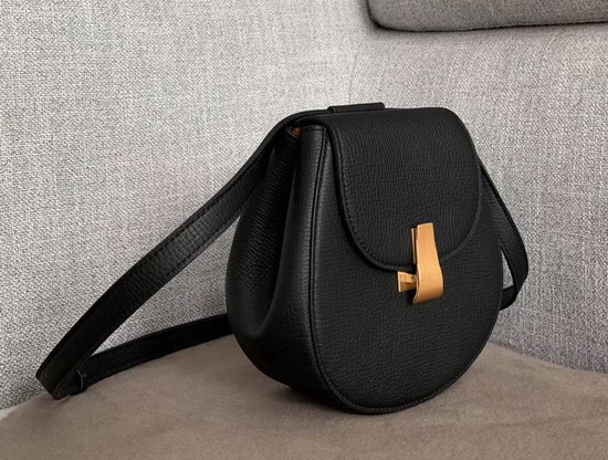 Bottega Veneta Rounded Belt Bag in Palmellato Nero Wood