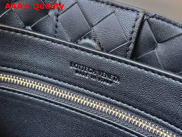 Bottega Veneta Small Andiamo Bag in Black Intrecciato Leather Replica