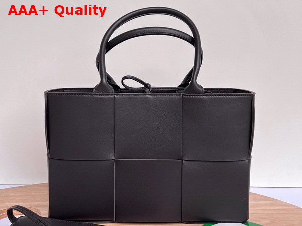 Bottega Veneta Small Arco Tote Bag in Black Lamb Skin Replica