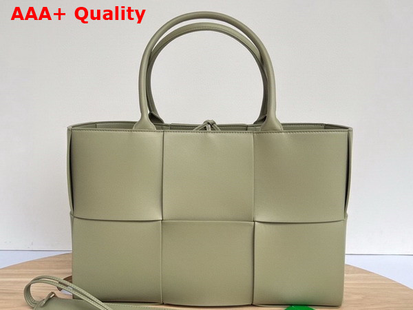 Bottega Veneta Small Arco Tote Bag in Taupe Lamb Skin Replica