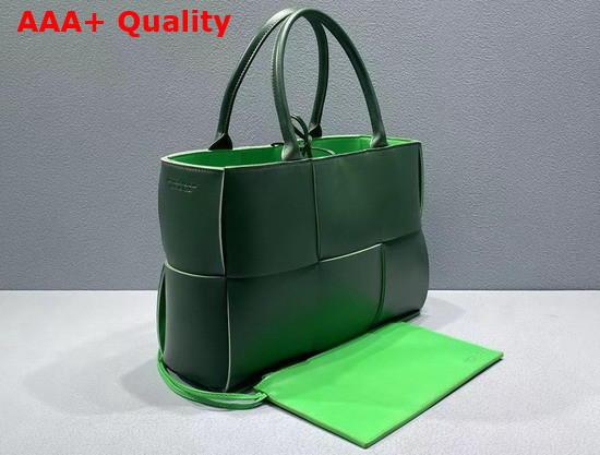 Bottega Veneta Small Arco Tote in Dark Green Lambskin Replica