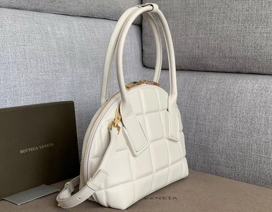 Bottega Veneta Small BV Swoop in Plaster Paper Calfskin