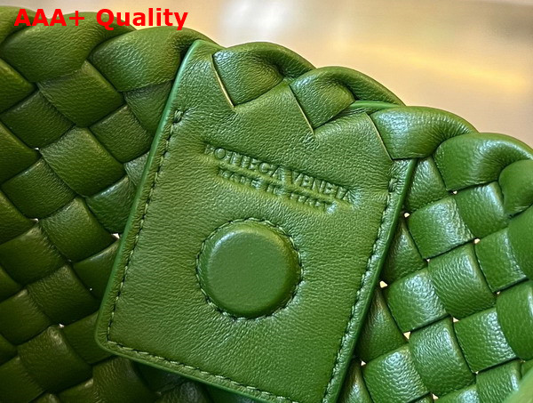 Bottega Veneta Small Clicker Shoulder Bag in Avocado Padded Intreccio Leather Replica