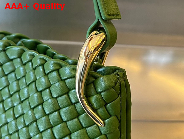 Bottega Veneta Small Clicker Shoulder Bag in Avocado Padded Intreccio Leather Replica