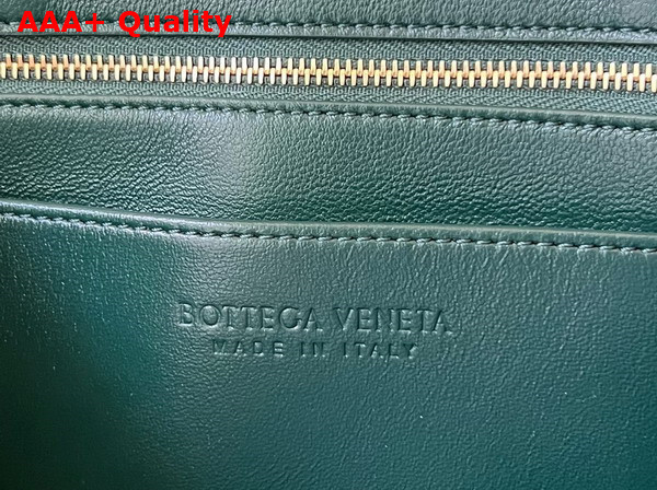 Bottega Veneta Small East West Andiamo Top Handle Bag in Emerald Green Intrecciato Leather Replica