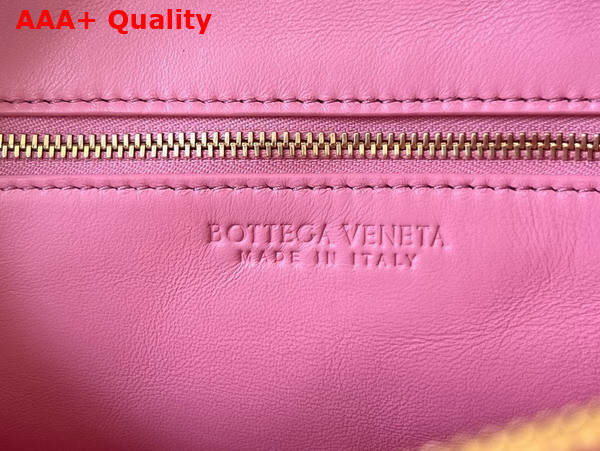 Bottega Veneta Small Getaway Top Handle Bag in Pink Intrecciato Lambskin Replica