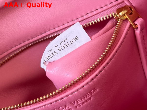 Bottega Veneta Small Getaway Top Handle Bag in Pink Intrecciato Lambskin Replica