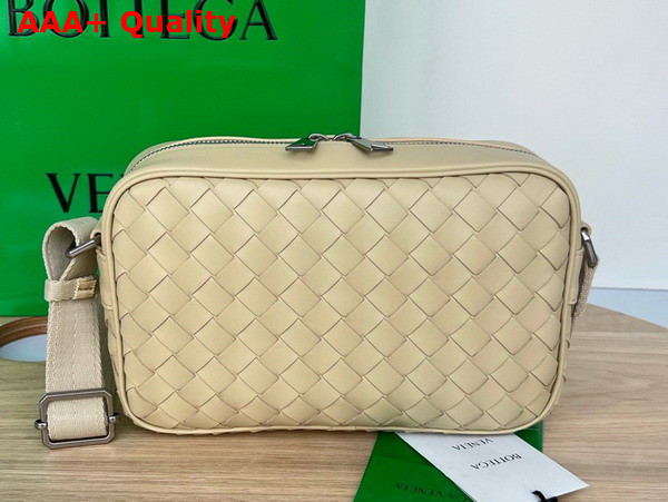 Bottega Veneta Small Intrecciato Camera Bag Porridge Replica