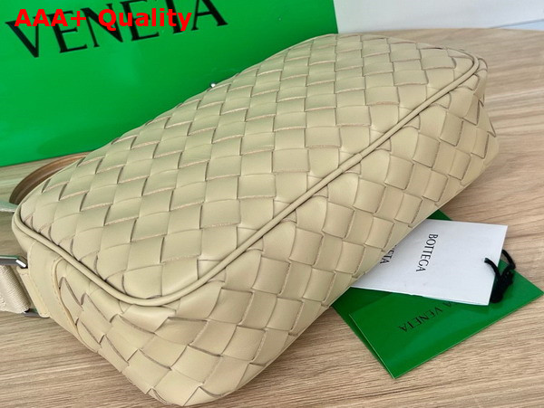 Bottega Veneta Small Intrecciato Camera Bag Porridge Replica