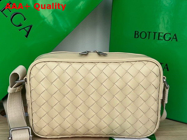 Bottega Veneta Small Intrecciato Camera Bag Porridge Replica