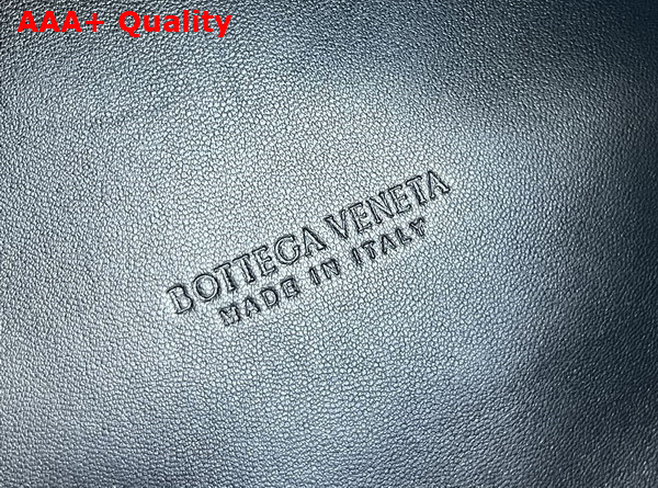 Bottega Veneta Small Parachute Shoulder Bag in Black Supple Intrecciato Leather Replica