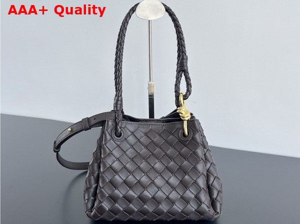 Bottega Veneta Small Parachute Shoulder Bag in Fondant Supple Intrecciato Leather Replica