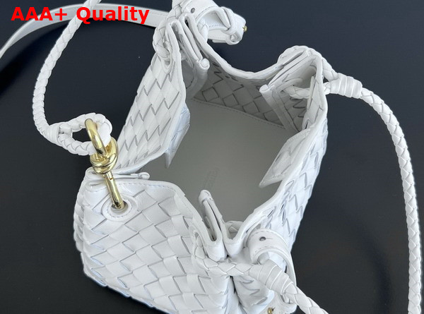 Bottega Veneta Small Parachute Shoulder Bag in White Supple Intrecciato Leather Replica