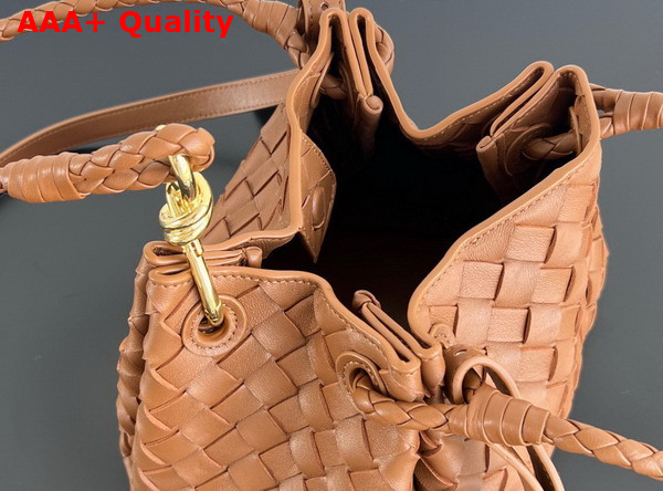 Bottega Veneta Small Parachute Shoulder Bag in Wood Supple Intrecciato Leather Replica