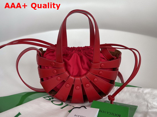 Bottega Veneta Small Shell Cut Out Shoulder Bag in French Calf Chili Tomato Replica