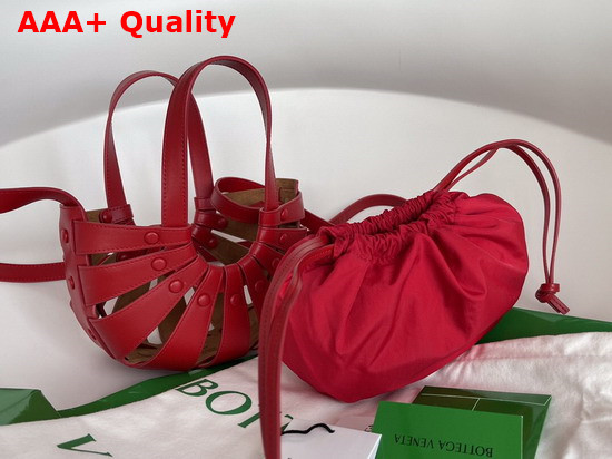 Bottega Veneta Small Shell Cut Out Shoulder Bag in French Calf Chili Tomato Replica