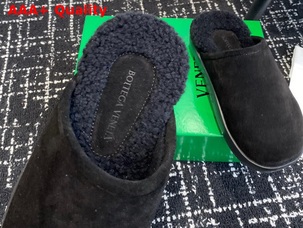 Bottega Snap Slipper in Black Shearling Open Back Slipper Replica