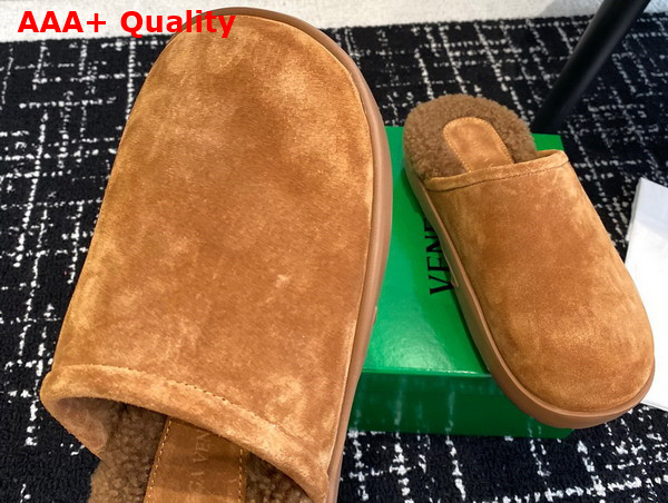 Bottega Snap Slipper in Caramel Shearling Open Back Slipper Replica