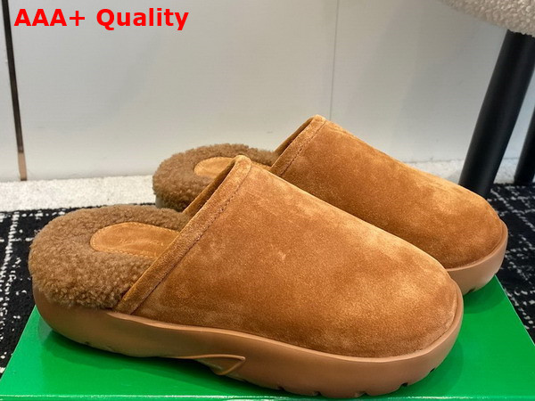 Bottega Snap Slipper in Caramel Shearling Open Back Slipper Replica