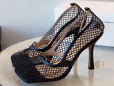 Bottega Veneta Stretch Pumps in Mesh and Berry Calfskin Nero