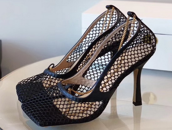 Bottega Veneta Stretch Pumps in Mesh and Berry Calfskin Nero