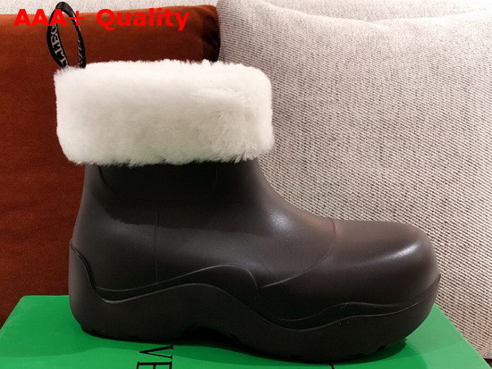 Bottega Veneta The Puddle Boots in Black Rubber with Shearling Lining Replica