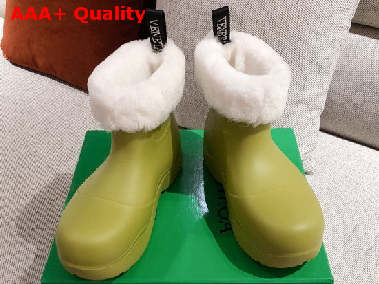 Bottega Veneta The Puddle Boots in Kiwi Rubber with Shearling Lining Replica