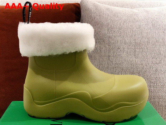 Bottega Veneta The Puddle Boots in Kiwi Rubber with Shearling Lining Replica