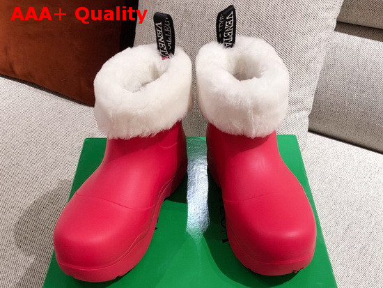 Bottega Veneta The Puddle Boots in Red Rubber with Shearling Lining Replica