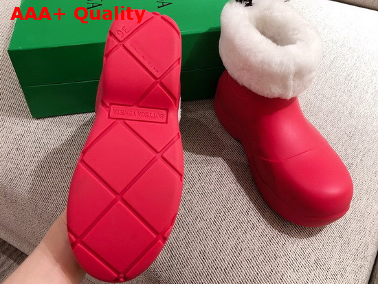 Bottega Veneta The Puddle Boots in Red Rubber with Shearling Lining Replica