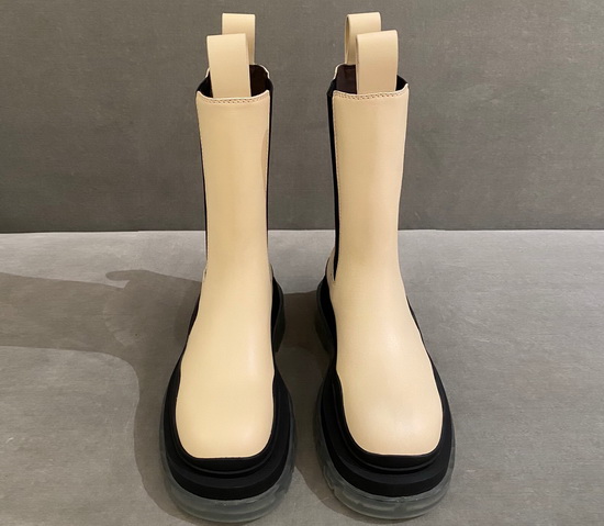 Bottega Veneta The Tire Boots Beige Transparent Vegetable Tanned Calf Leather Upper Rubber Stamped Outsole with Opaque Texture Replica