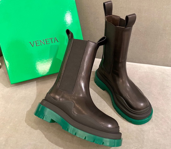 Bottega Veneta The Tire Boots Black Green Vegetable Tanned Calf Leather Upper Rubber Stamped Outsole with Opaque Texture Replica